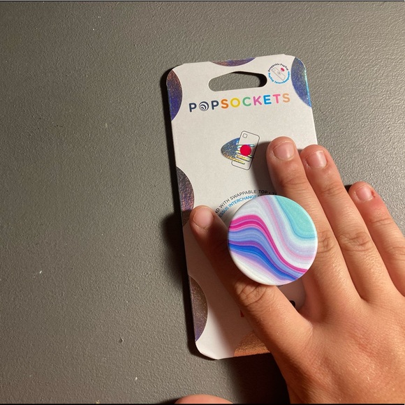 PopSockets: PopGrip With Swappable Top - Picture 5 of 5